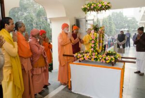 At Noida ashram the day starts with prayers and…