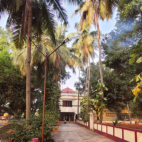 YSS Rajahmundry Retreat Facility – Administrative Block (Featured Image)
