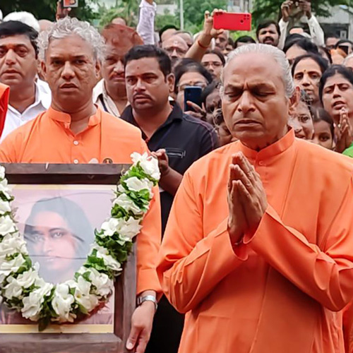 YSS Rajahmundry Retreat – Inauguration Ceremony Led by YSS Sannyasis