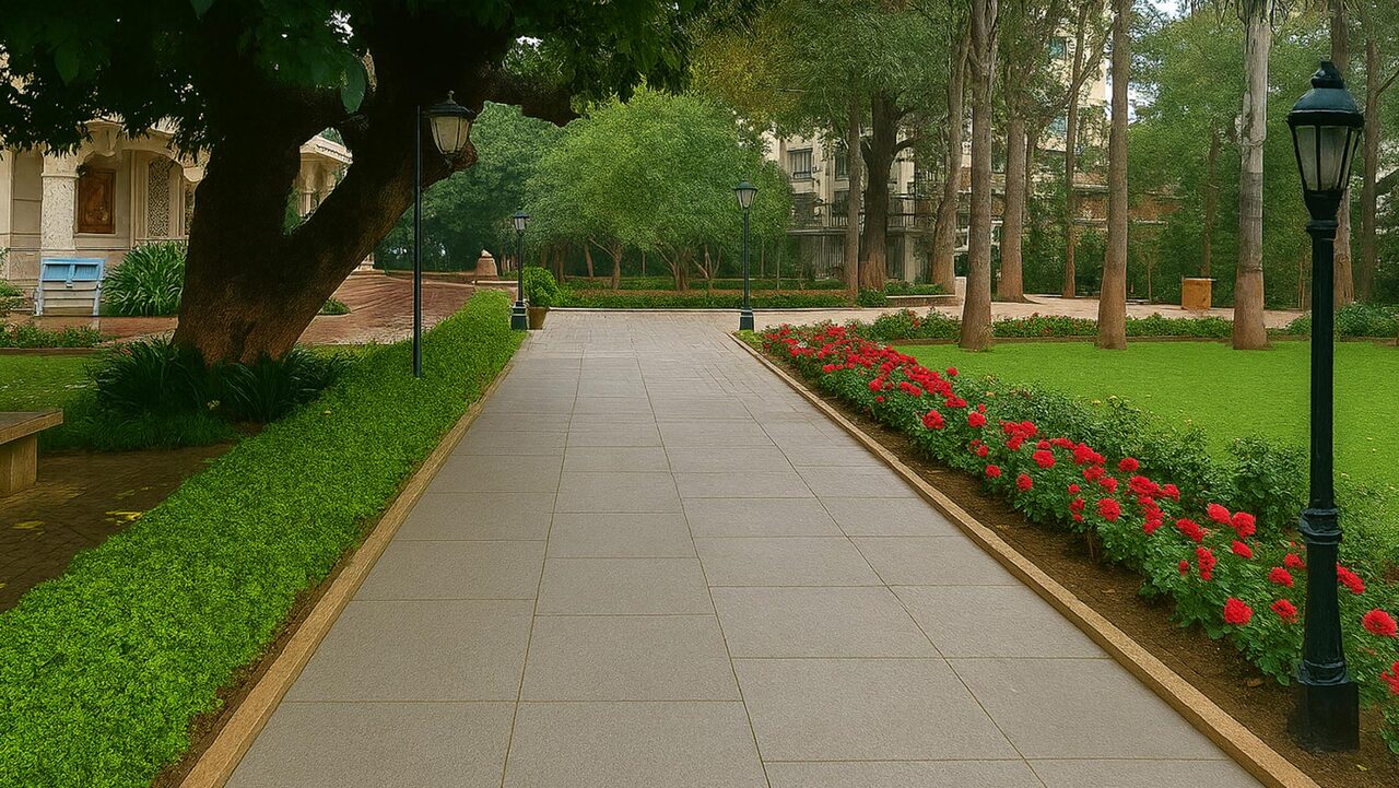 स्मृति मन्दिर के सामने पत्थर-निर्मित मार्ग, जो एक ओर ध्यान मन्दिर तक विस्तृत है…